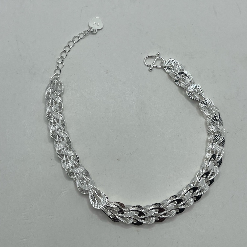 Silver plated Elegant Silver Chain Bracelet